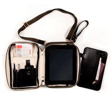 Load image into Gallery viewer, Aviator in olive canvas with black leather trim